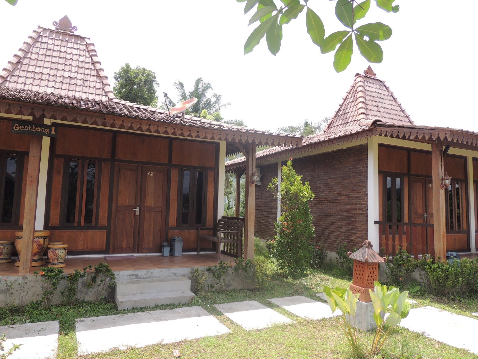 Balkondes Karanganyar Pottery Academy Hotel Magelang Bagian luar foto