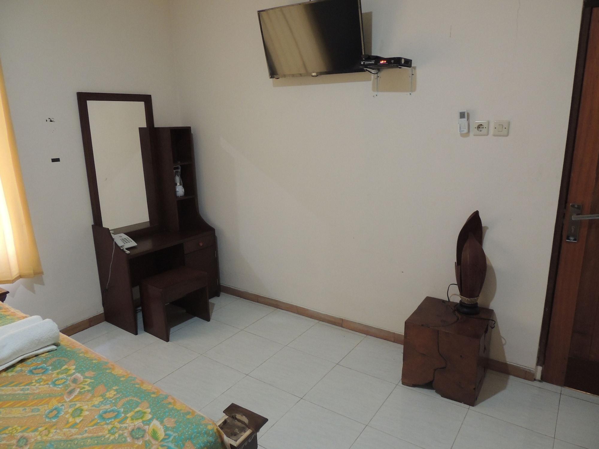 Balkondes Karanganyar Pottery Academy Hotel Magelang Bagian luar foto