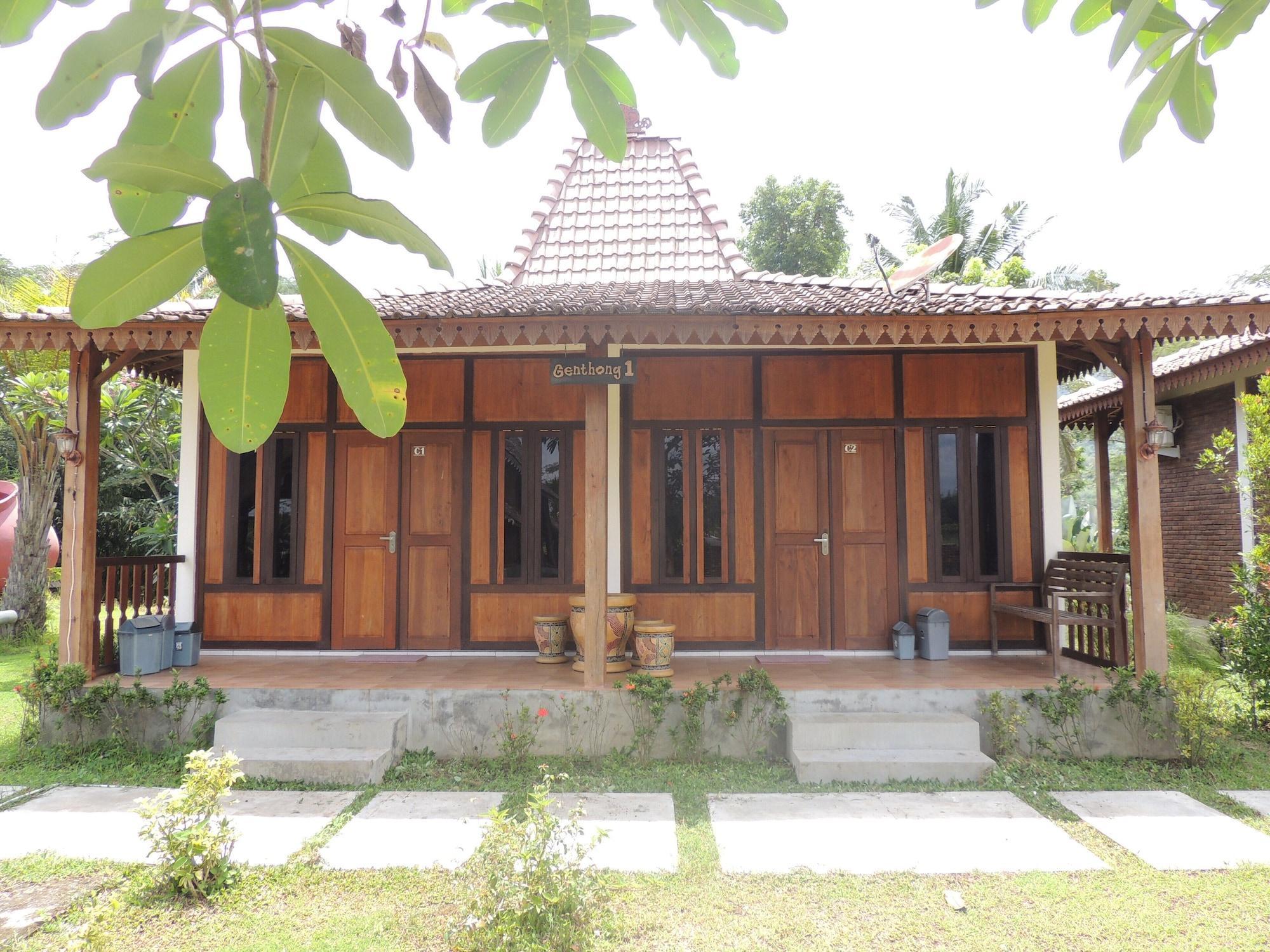 Balkondes Karanganyar Pottery Academy Hotel Magelang Bagian luar foto